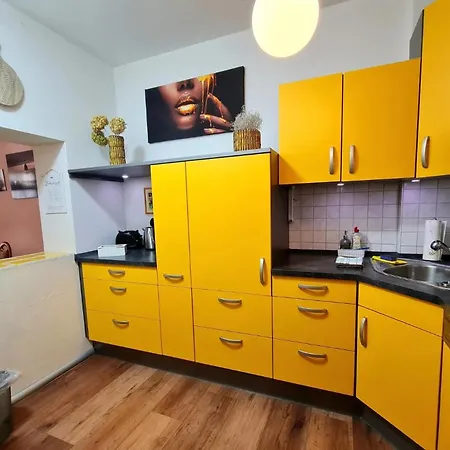 Neu: Grosszuegige Citywohnung Mit Xxl Dachterrasse! Apartment